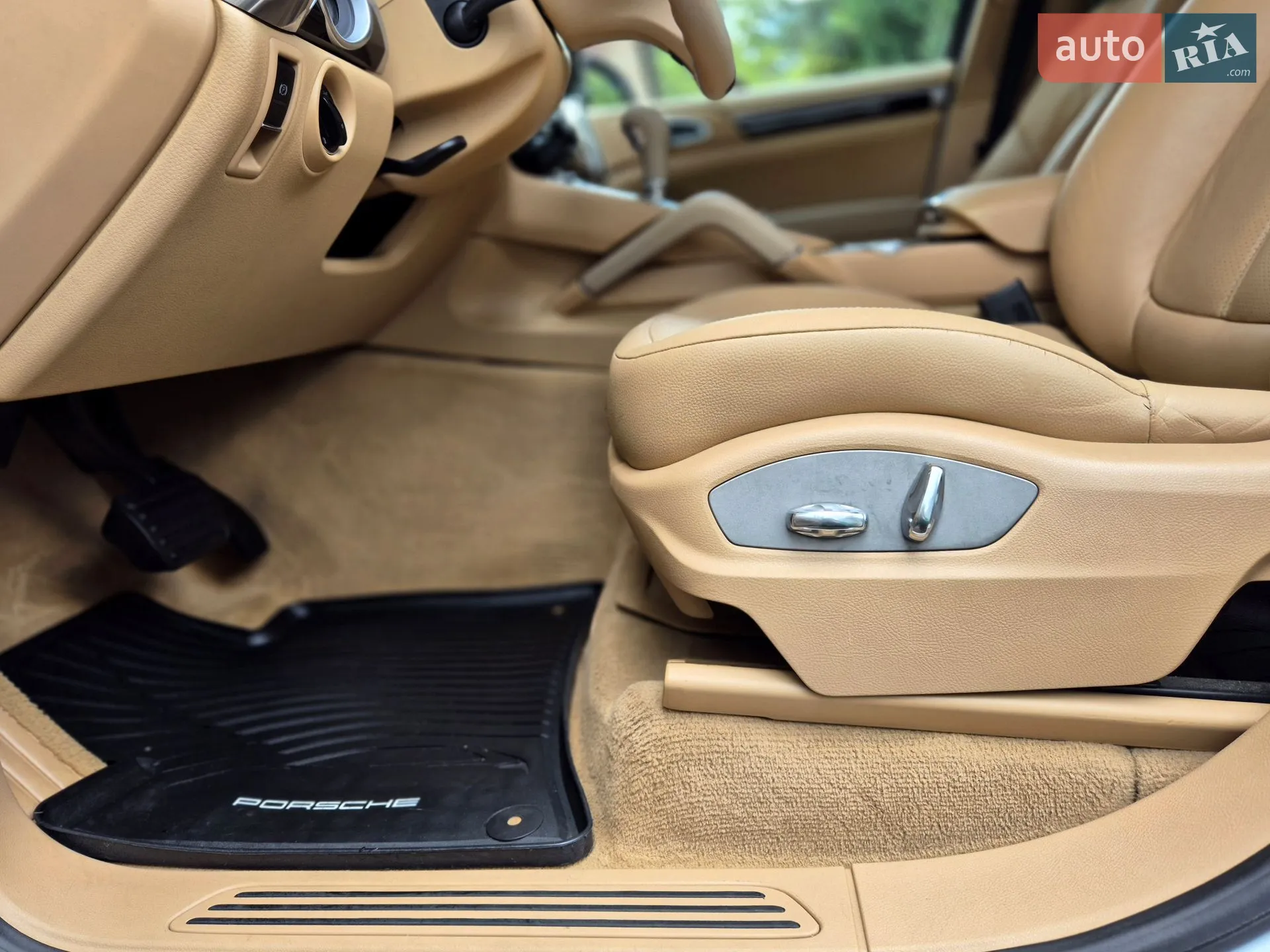 2013 Porsche Cayenne - мініатюра 66