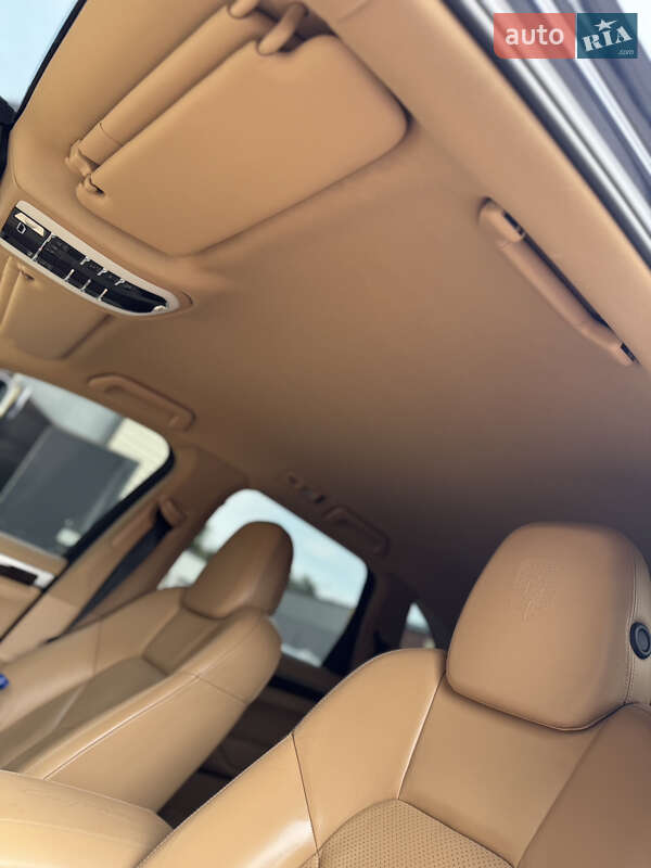 Внедорожник / Кроссовер Porsche Cayenne 2012 в Днепре
