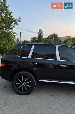 Позашляховик / Кросовер Porsche Cayenne 2006 в 