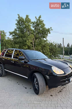 Позашляховик / Кросовер Porsche Cayenne 2006 в 