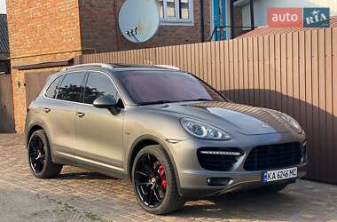 Внедорожник / Кроссовер Porsche Cayenne 2010 в 