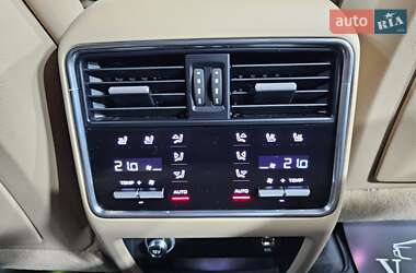 Позашляховик / Кросовер Porsche Cayenne 2018 в 