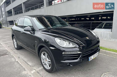 Позашляховик / Кросовер Porsche Cayenne 2013 в Львові