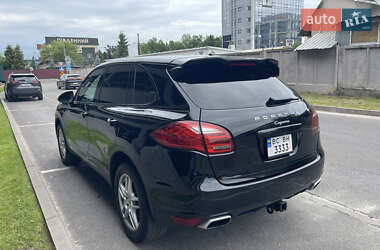 Внедорожник / Кроссовер Porsche Cayenne 2013 в 