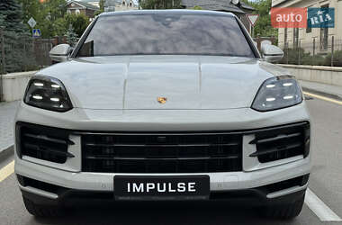Внедорожник / Кроссовер Porsche Cayenne 2024 в Киеве