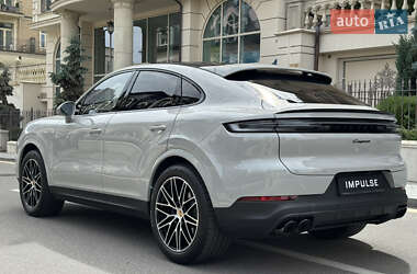 Позашляховик / Кросовер Porsche Cayenne 2024 в 