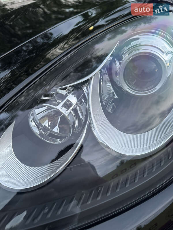 Внедорожник / Кроссовер Porsche Cayenne 2012 в Каменском