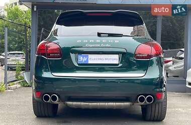 Внедорожник / Кроссовер Porsche Cayenne 2013 в 