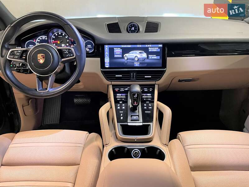 Внедорожник / Кроссовер Porsche Cayenne 2019 в Киеве