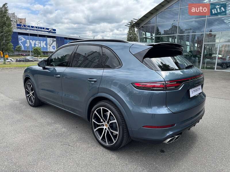 Внедорожник / Кроссовер Porsche Cayenne 2019 в Киеве