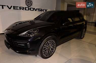 Позашляховик / Кросовер Porsche Cayenne 2019 в Одесі