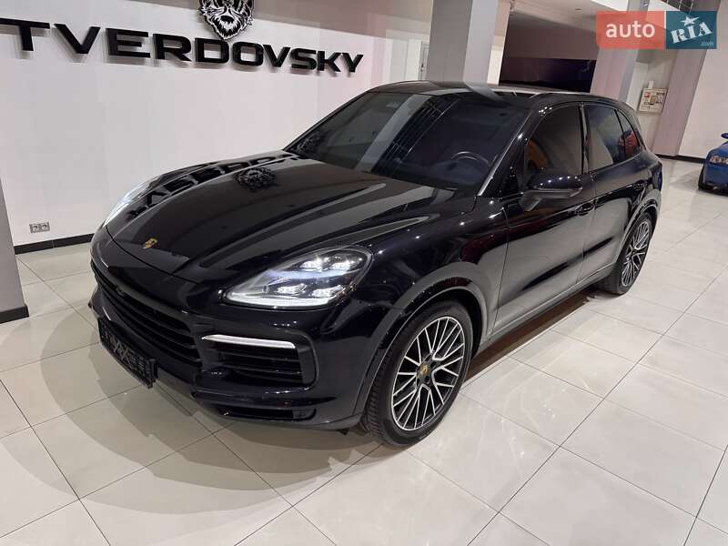 Внедорожник / Кроссовер Porsche Cayenne 2019 в Одессе
