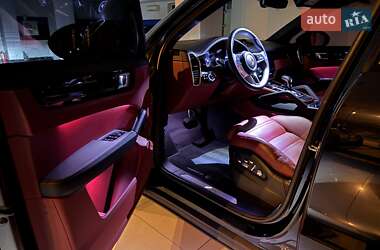 Внедорожник / Кроссовер Porsche Cayenne 2019 в 