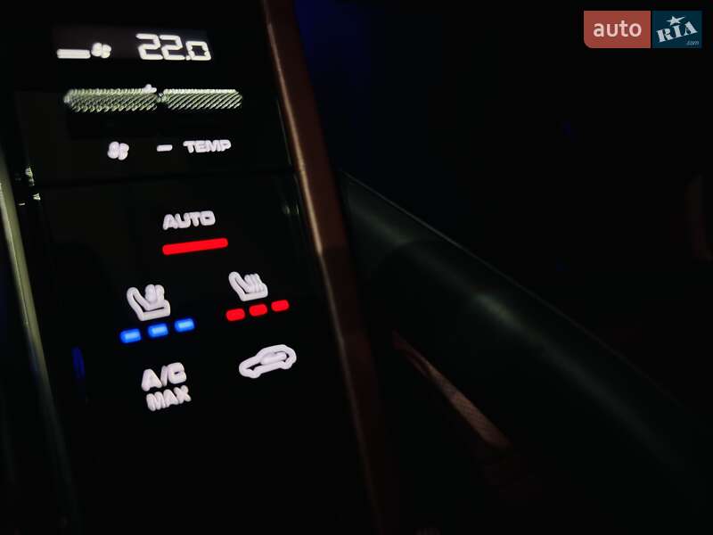 Внедорожник / Кроссовер Porsche Cayenne 2019 в Одессе