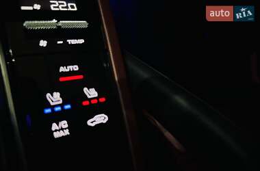 Внедорожник / Кроссовер Porsche Cayenne 2019 в 