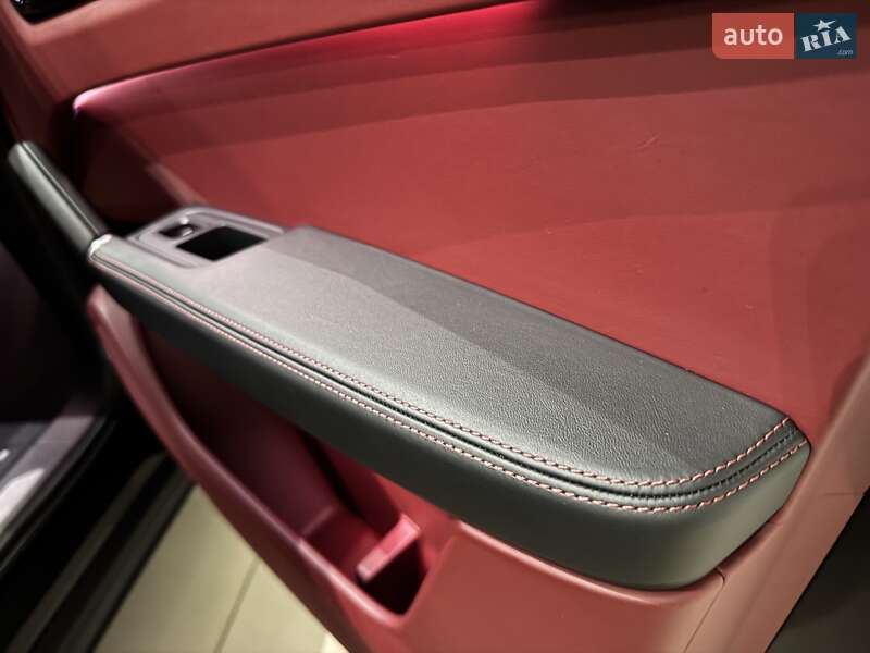 Внедорожник / Кроссовер Porsche Cayenne 2019 в Одессе