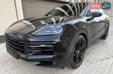 Внедорожник / Кроссовер Porsche Cayenne 2024 в 