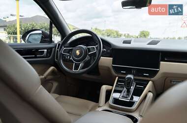 Позашляховик / Кросовер Porsche Cayenne 2018 в 