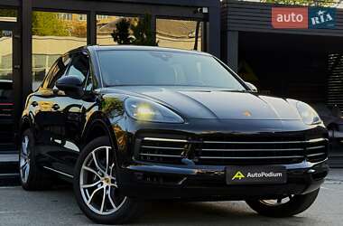 Внедорожник / Кроссовер Porsche Cayenne 2021 в 