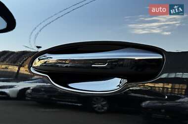 Внедорожник / Кроссовер Porsche Cayenne 2021 в 