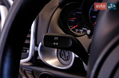 Внедорожник / Кроссовер Porsche Cayenne 2011 в 