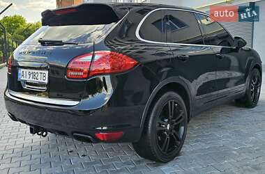 Внедорожник / Кроссовер Porsche Cayenne 2011 в 