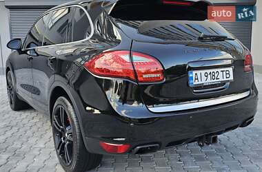 Внедорожник / Кроссовер Porsche Cayenne 2011 в 
