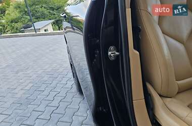 Внедорожник / Кроссовер Porsche Cayenne 2011 в 