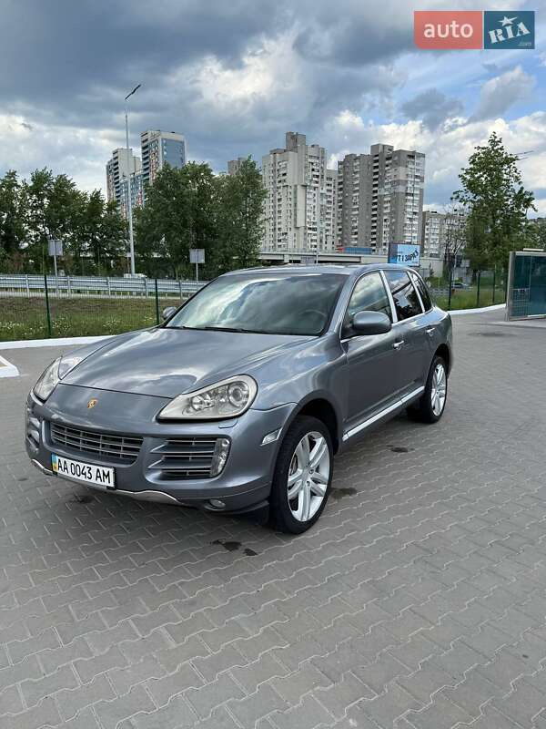 Внедорожник / Кроссовер Porsche Cayenne 2006 в 