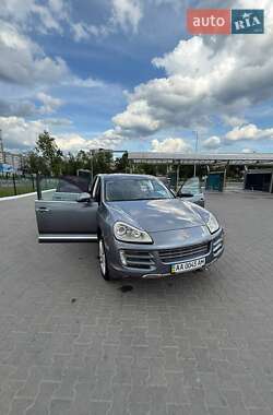 Внедорожник / Кроссовер Porsche Cayenne 2006 в 
