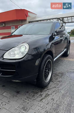 Позашляховик / Кросовер Porsche Cayenne 2003 в 