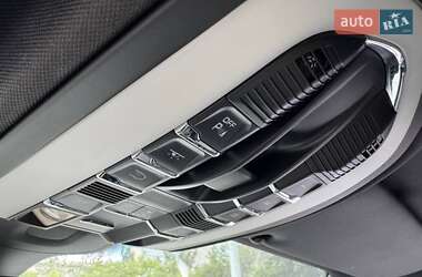 Внедорожник / Кроссовер Porsche Cayenne 2010 в 