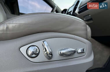 Внедорожник / Кроссовер Porsche Cayenne 2012 в 