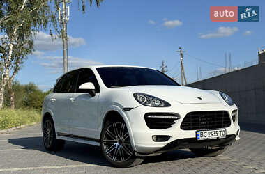 Внедорожник / Кроссовер Porsche Cayenne 2010 в 