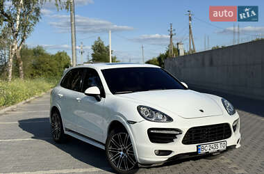 Внедорожник / Кроссовер Porsche Cayenne 2010 в 
