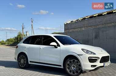 Внедорожник / Кроссовер Porsche Cayenne 2010 в 