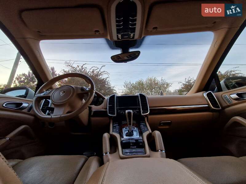 Позашляховик / Кросовер Porsche Cayenne 2010 в Вінниці