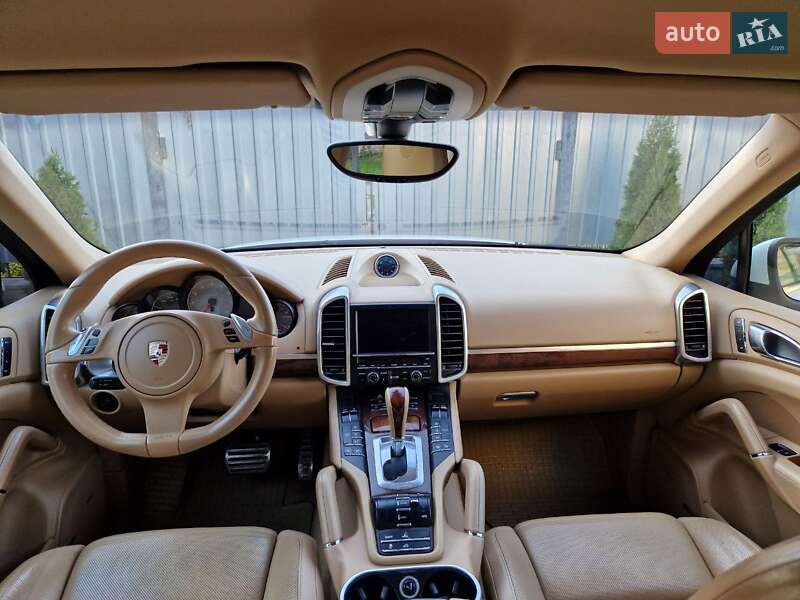 Позашляховик / Кросовер Porsche Cayenne 2010 в Вінниці