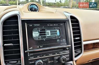 Внедорожник / Кроссовер Porsche Cayenne 2010 в 