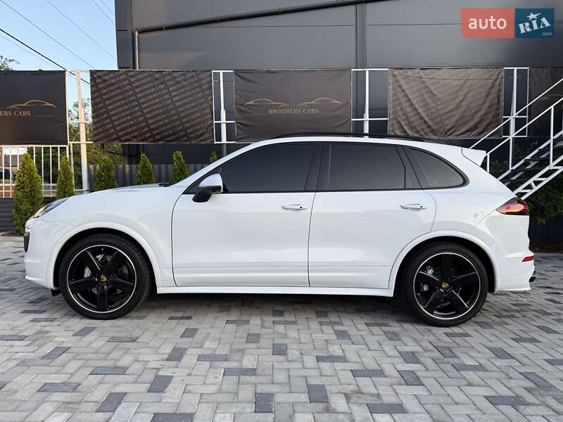 Позашляховик / Кросовер Porsche Cayenne 2016 в Одесі фото 2 Позашляховик / Кросовер Porsche Cayenne 2016 в Одесі