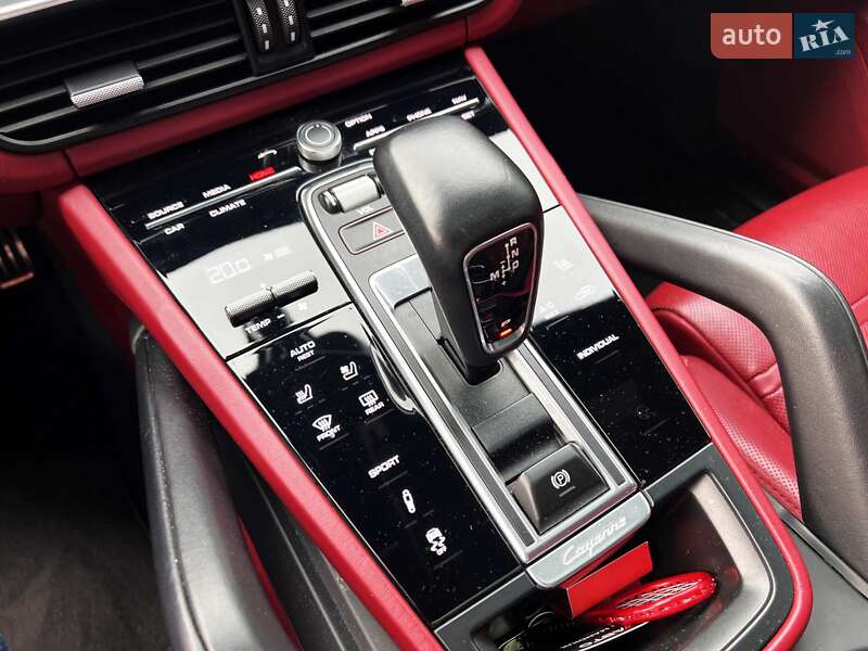 Позашляховик / Кросовер Porsche Cayenne 2021 в Львові