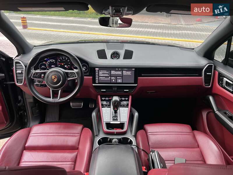 Позашляховик / Кросовер Porsche Cayenne 2021 в Львові