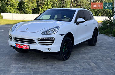 Внедорожник / Кроссовер Porsche Cayenne 2014 в 
