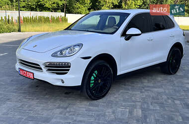 Внедорожник / Кроссовер Porsche Cayenne 2014 в 