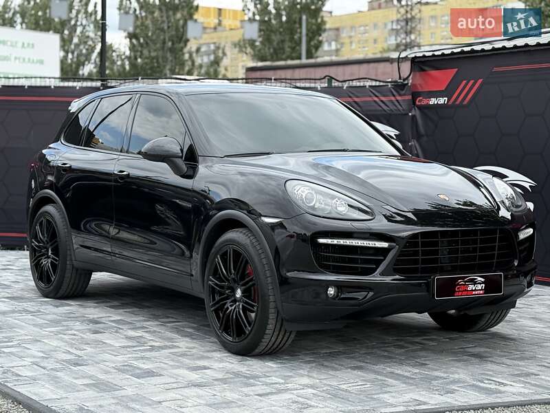 Внедорожник / Кроссовер Porsche Cayenne 2012 в Днепре