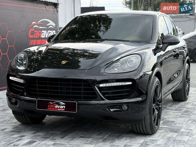 Внедорожник / Кроссовер Porsche Cayenne 2012 в Днепре