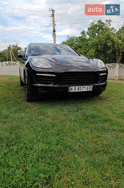 Внедорожник / Кроссовер Porsche Cayenne 2010 в 