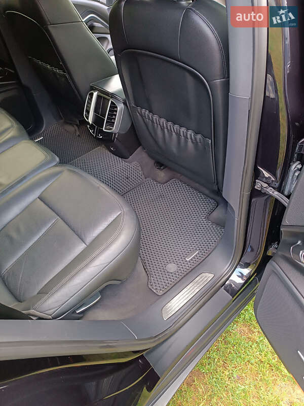 Позашляховик / Кросовер Porsche Cayenne 2010 в Жашківу фото 16 Позашляховик / Кросовер Porsche Cayenne 2010 в Жашківу