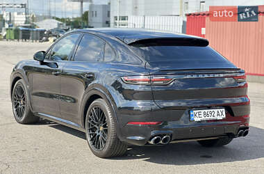 Внедорожник / Кроссовер Porsche Cayenne 2019 в 