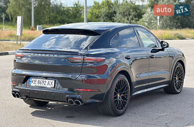 Внедорожник / Кроссовер Porsche Cayenne 2019 в 